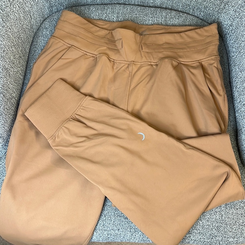 Zyia joggers
